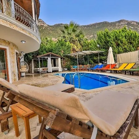 Kalamar Kalkan'da 14 Kisilik * Kaş