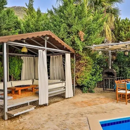 Kalamar Kalkan'da 14 Kisilik *